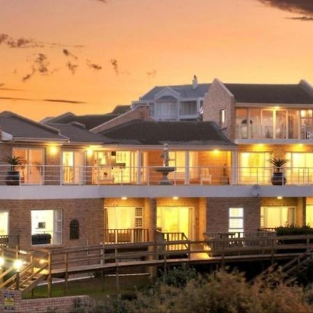 Kelly'S Beachfront Apartments Port Alfred Buitenkant foto