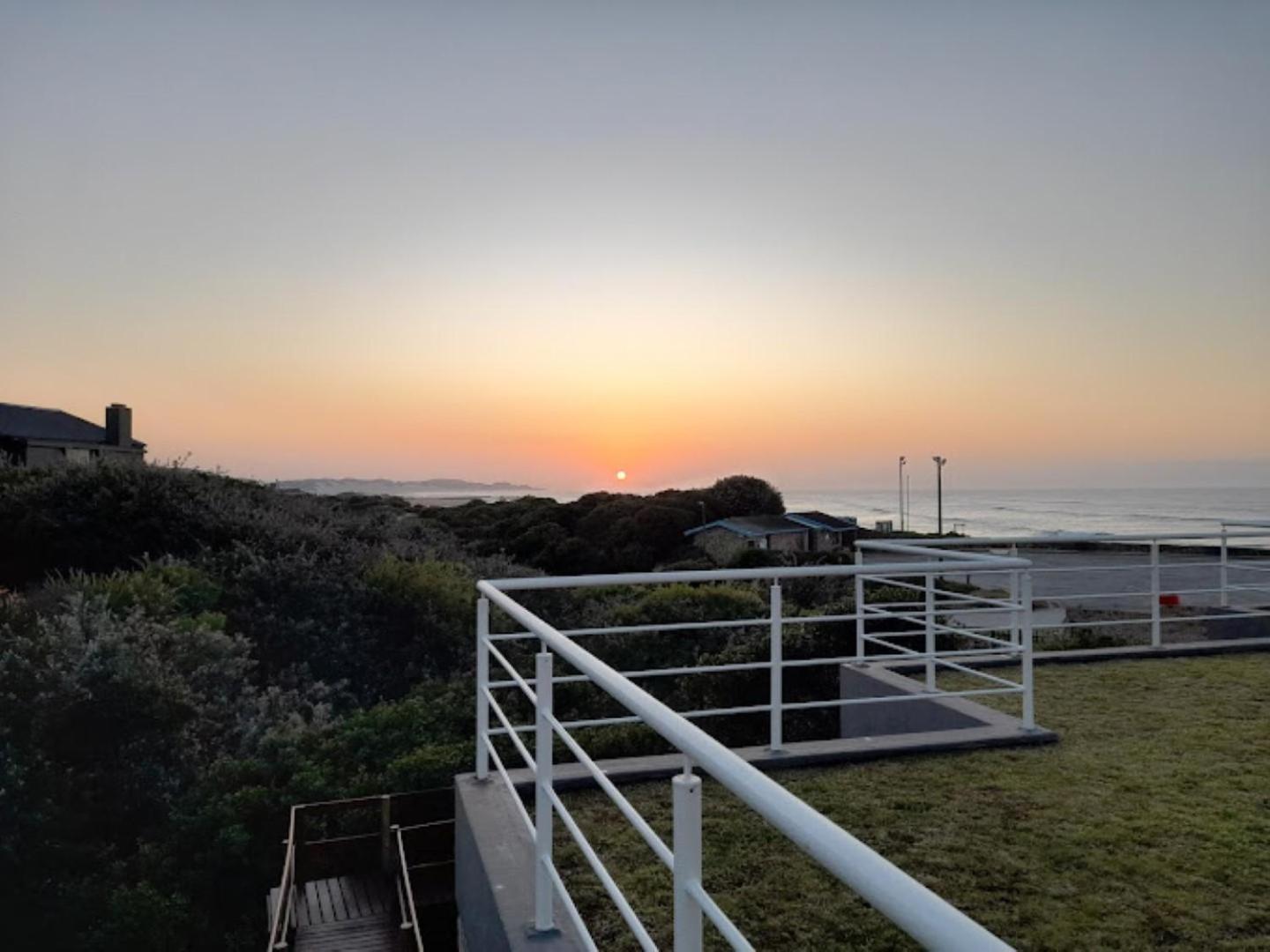 Kelly'S Beachfront Apartments Port Alfred Buitenkant foto